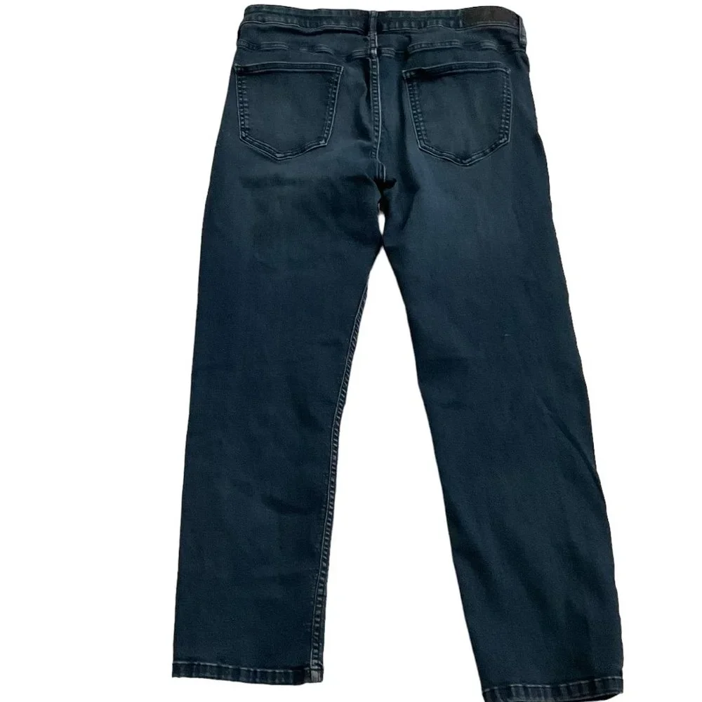 Calvin Klein Woman's Slim Boyfriend Denim Blue Jeans Size 12 Flat Front 5 Pocket - Picture 2 of 9